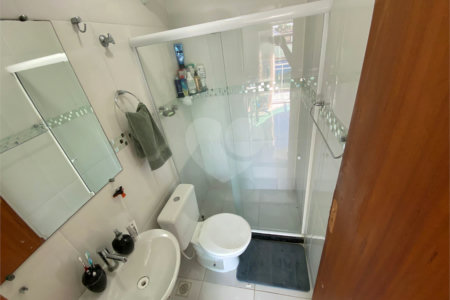 Casa à venda com 2 suítes no condomínio Estrada Meringuava 1825, Rio de Janeiro - RJ