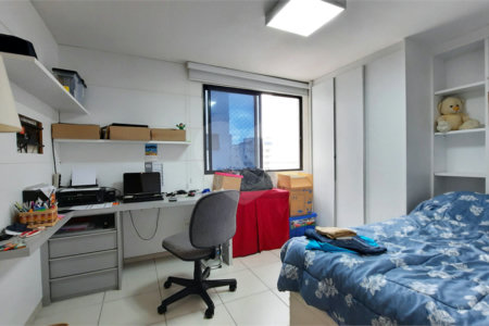 Cobertura à venda com 4 quartos, sendo 2 suítes,  em Tijuca, Rio de Janeiro, RJ