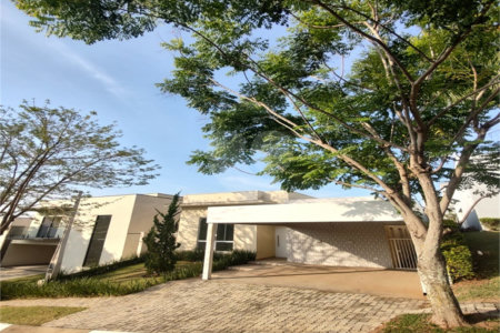 Casa à venda com 3 quartos, sendo 1 suíte,  no condomínio Atibaia Park 1, Atibaia - SP