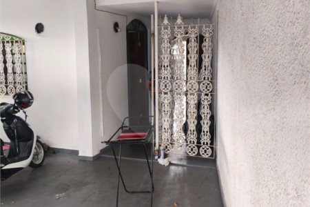 Sobrado à venda com 3 quartos, sendo 1 suíte,  em Conjunto Residencial Vista Verde, São Paulo, SP