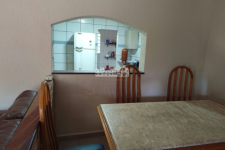 Chácara à venda com 3 quartos, sendo 1 suíte, em San Fernando Valley, Atibaia, SP