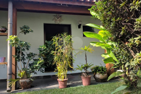 Sobrado à venda ou para alugar com 5 quartos, sendo 3 suítes, em Jardim Marajoara, São Paulo, SP