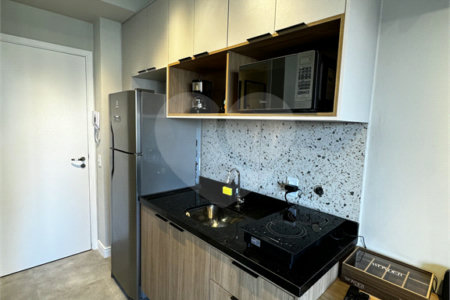 Apartamento à venda com 1 quarto em Jardim das Acácias, São Paulo, SP