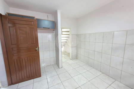 Sobrado à venda com 4 quartos, sendo 1 suíte,  em Rio Pequeno, São Paulo, SP