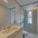Casa à venda com 3 suítes no condomínio Residencial Canumã, São Paulo - SP