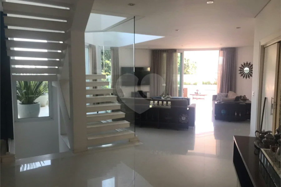 Casa à venda com 5 suítes em Santana, São Paulo, SP
