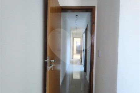 Sobrado à venda com 3 quartos, sendo 2 suítes,  em Parque Vitória, São Paulo, SP