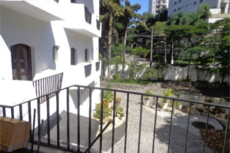 Cobertura à venda ou para alugar com 7 quartos, sendo 2 suítes, em Vila Andrade, São Paulo, SP