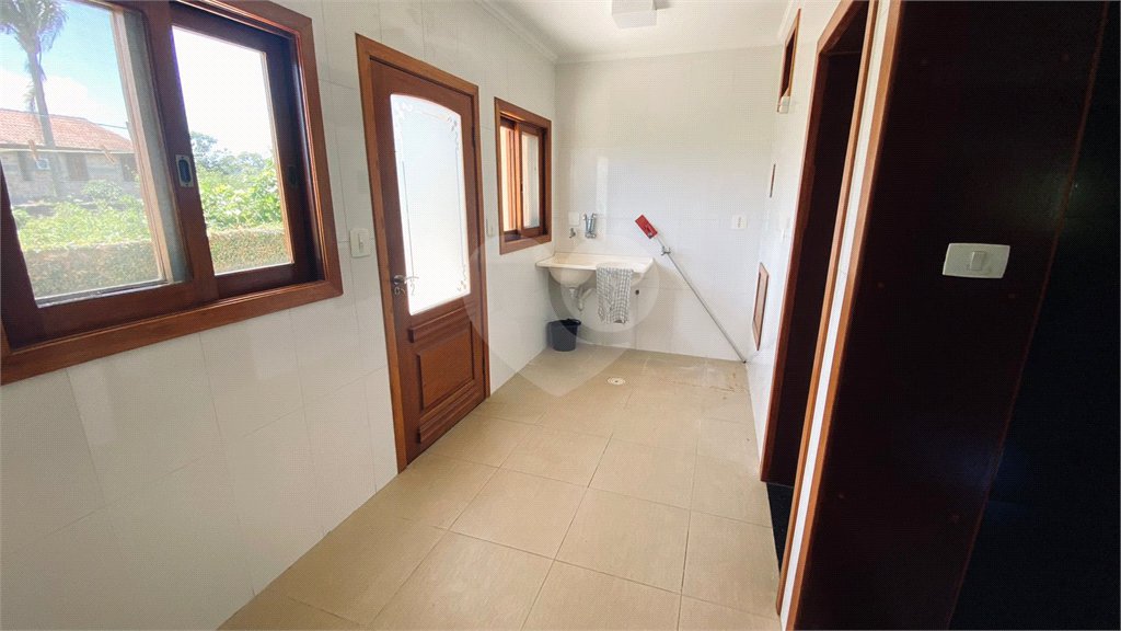 Casa à venda com 5 suítes no condomínio Suíça da Cantareira, Mairiporã - SP