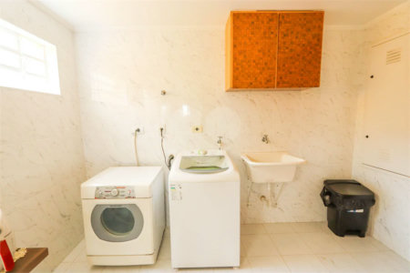 Casa à venda com 4 quartos, sendo 1 suíte, em Jardim Franca, São Paulo, SP