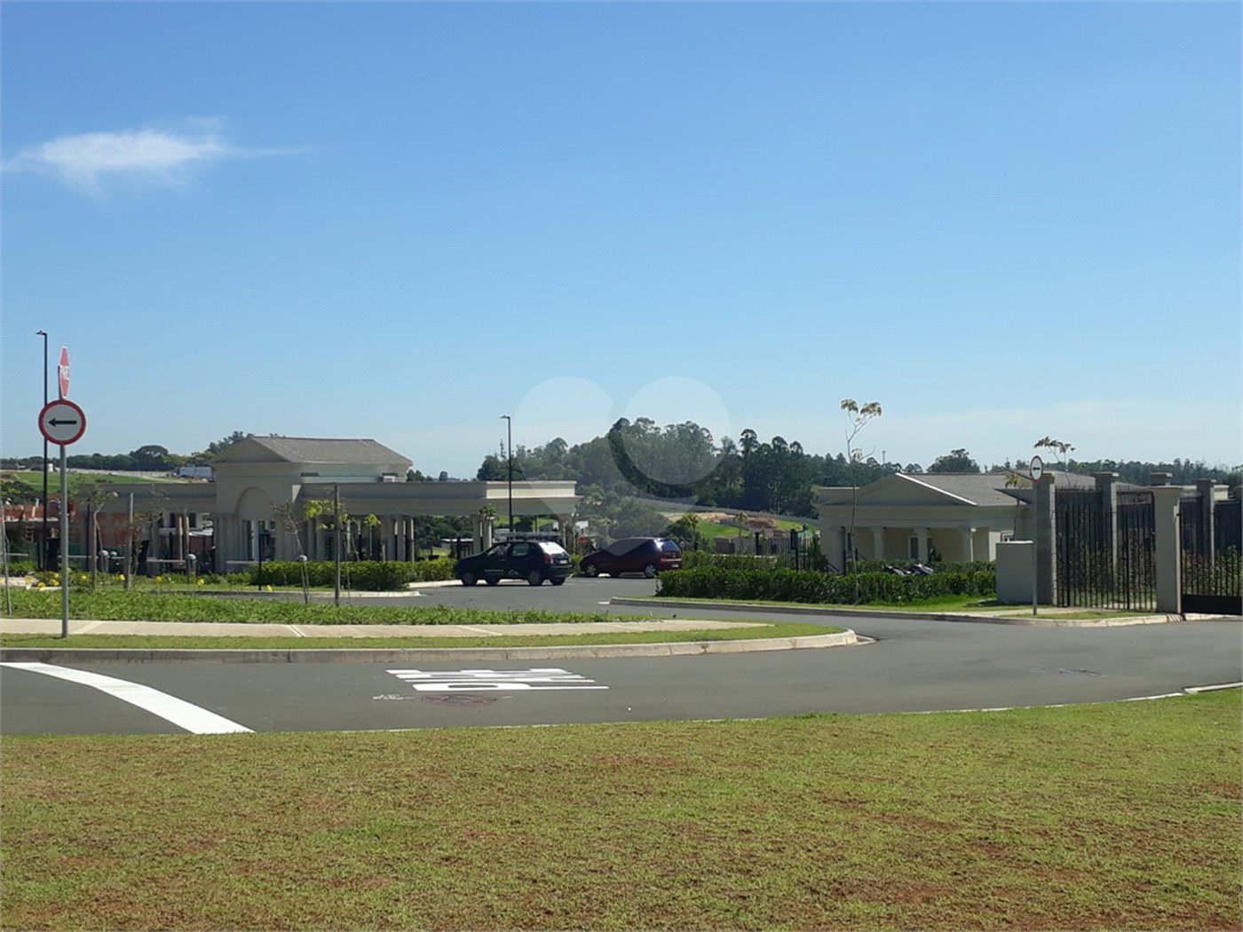 Casa à venda no condomínio Villa dos Pinheiros, Indaiatuba - SP