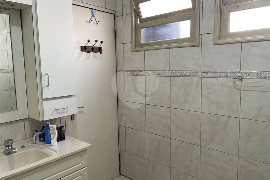 Casa Térrea à venda com 5 quartos, sendo 3 suítes, em Butantã, São Paulo, SP