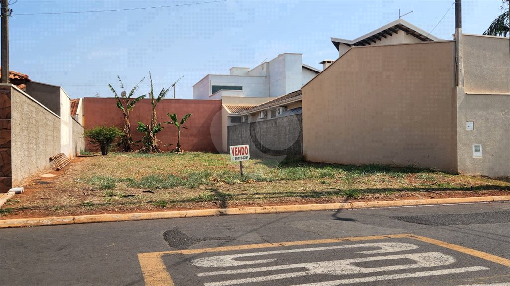 Terreno à venda em Jardim dos Flamboyants, Araraquara, SP