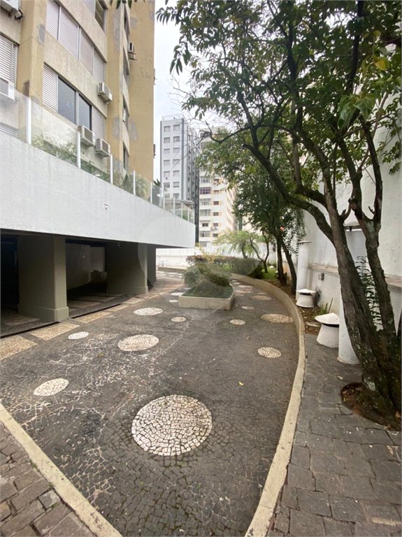 Apartamento à venda com 3 quartos, sendo 1 suíte, em Jardim Europa, São Paulo, SP