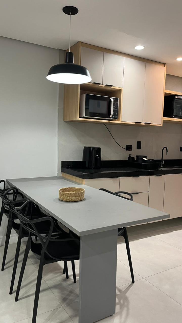 Apartamento à venda com 1 suíte em Caiçara, Praia Grande, SP