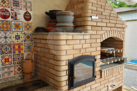 Casa à venda com 4 suítes no condomínio Pedra Grande, Atibaia - SP