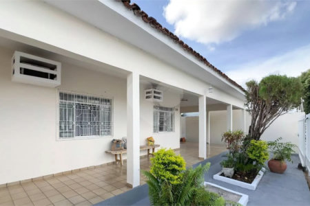 Casa Térrea à venda com 3 quartos, sendo 1 suíte, em Morada da Serra, Cuiabá, MT