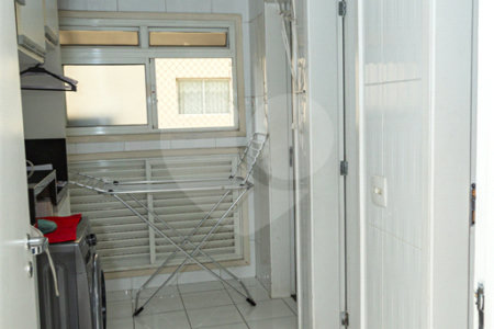Apartamento à venda com 4 quartos, sendo 2 suítes, em Moema, São Paulo, SP