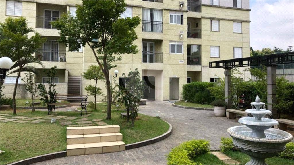 Apartamento à venda com 2 quartos, sendo 1 suíte, em Parque Maria Domitila, São Paulo, SP
