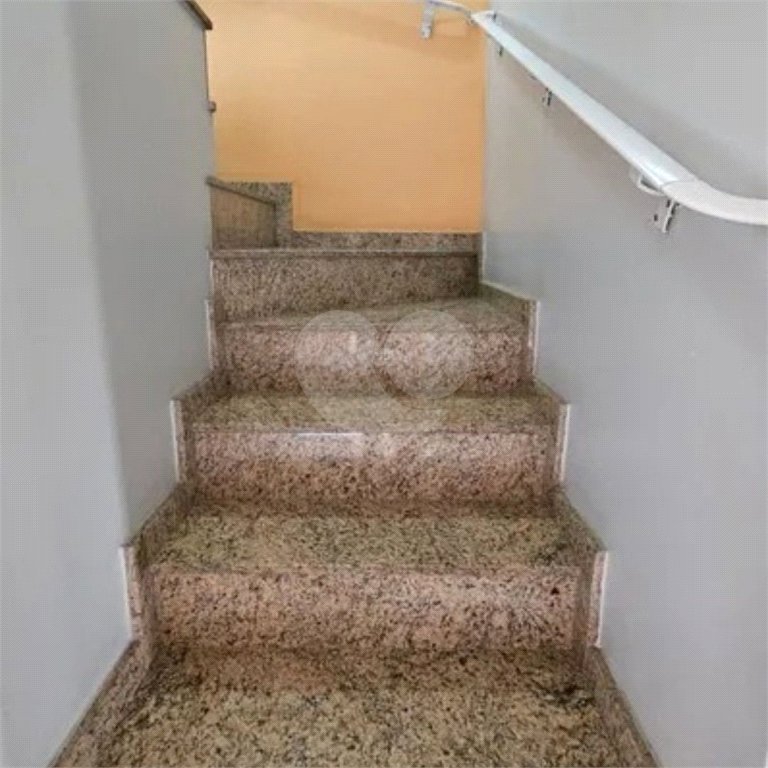 Sobrado à venda com 3 quartos, sendo 1 suíte, em Vila Pereira Barreto, São Paulo, SP