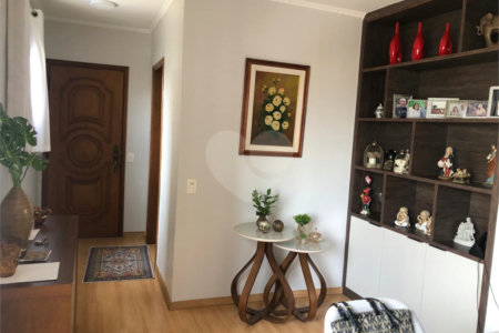 Apartamento à venda com 3 quartos, sendo 1 suíte, em Vila Progredior, São Paulo, SP