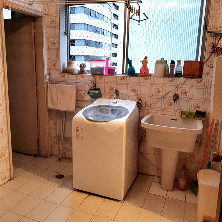 Apartamento à venda com 3 quartos, sendo 2 suítes, em Itaim Bibi, São Paulo, SP