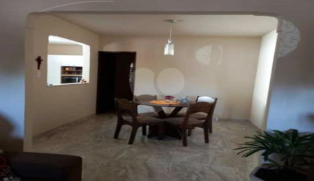 Casa à venda com 3 quartos em Campo Grande, Rio de Janeiro, RJ
