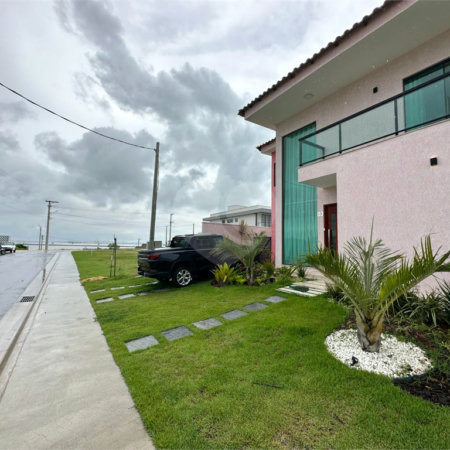 Casa em condomínio à venda com 4 quartos, sendo 3 suítes,  em Nova São Pedro, São Pedro da Aldeia, RJ