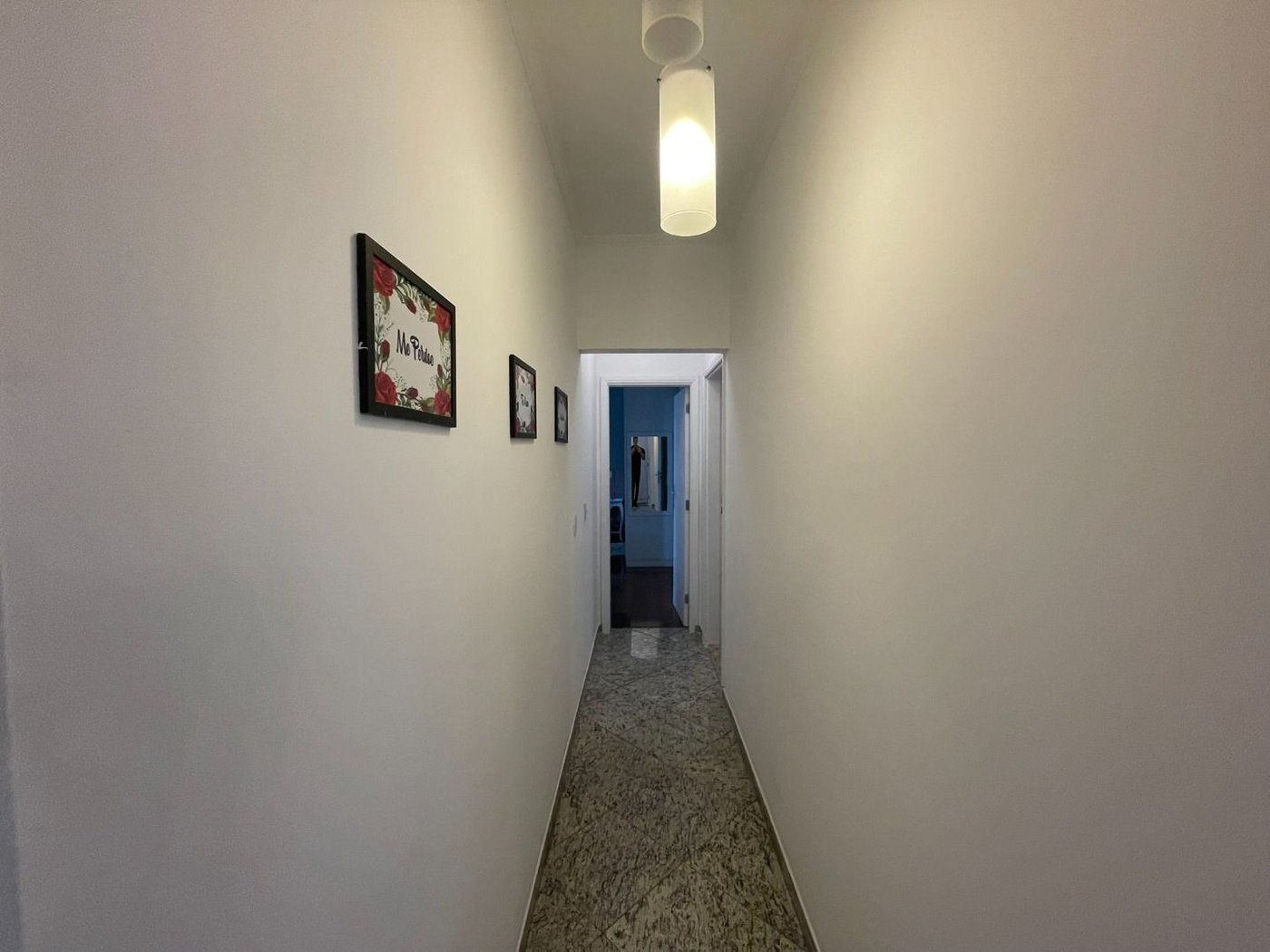 Apartamento 3 dormitórios com 2 suítes, 2 vagas demarcadas, no Embaré, Santos