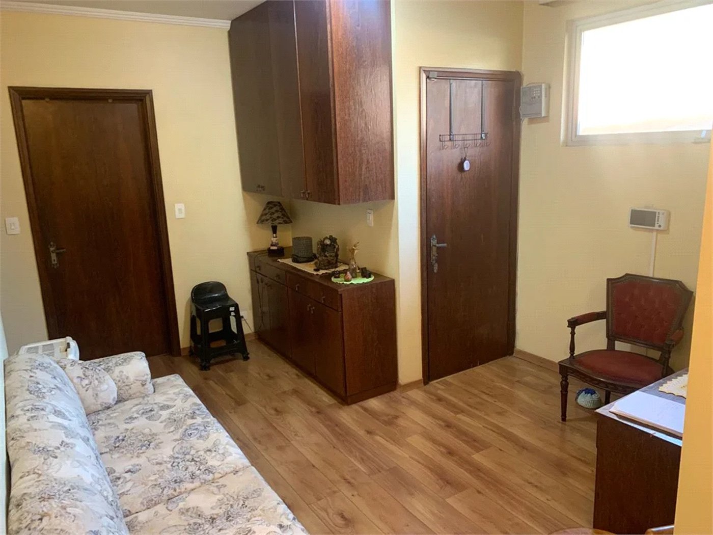 Casa à venda com 4 quartos, sendo 2 suítes, em Vila São Francisco, São Paulo, SP