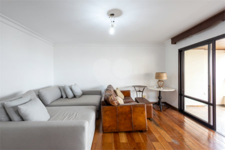 Apartamento à venda com 4 quartos, sendo 3 suítes,  em Jardim Monte Kemel, São Paulo, SP