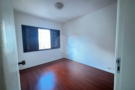 Sobrado à venda com 3 quartos, sendo 1 suíte, em Lauzane Paulista, São Paulo, SP