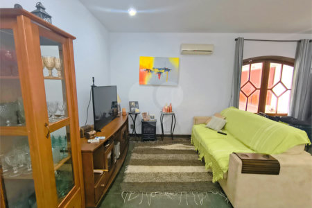 Casa à venda com 5 quartos, sendo 4 suítes, em Jardim Dom Bosco, Indaiatuba, SP