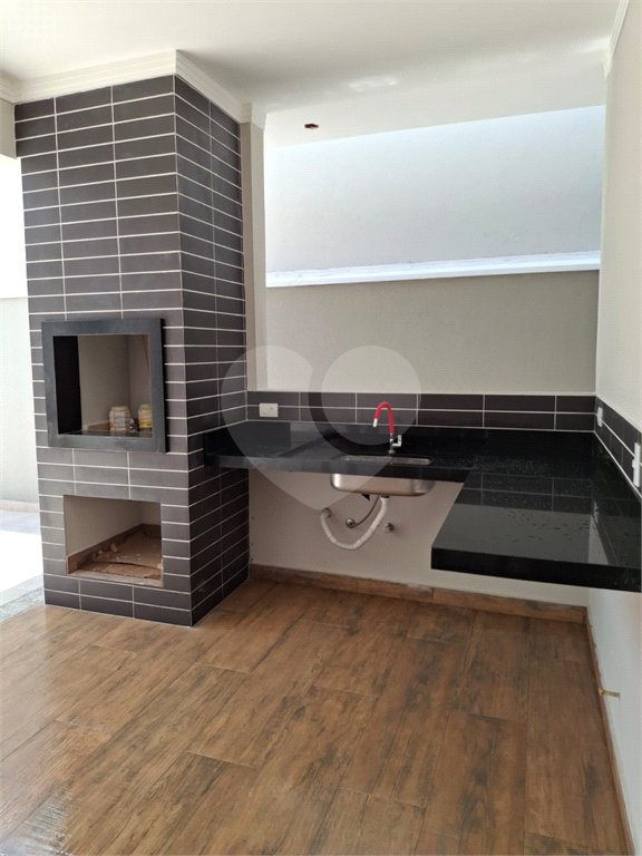Casa à venda com 3 quartos, sendo 1 suíte, no condomínio Costa das Areias, Salto - SP