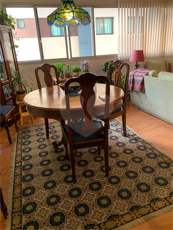 Apartamento à venda com 3 quartos, sendo 1 suíte, em Vila Clementino, São Paulo, SP