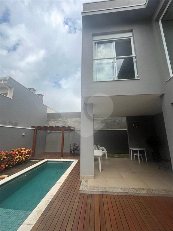 Casa à venda com 3 suítes no condomínio Residencial Terra Nobre, Indaiatuba - SP