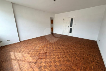 Apartamento à venda com 3 quartos, sendo 1 suíte,  em Maracanã, Rio de Janeiro, RJ