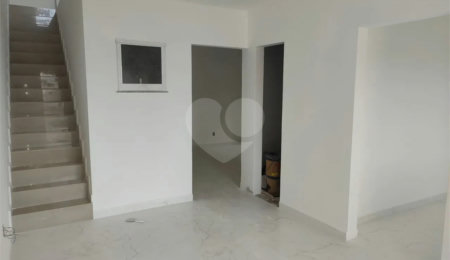 Casa à venda com 3 quartos, sendo 2 suítes,  em Campo Grande, Rio de Janeiro, RJ