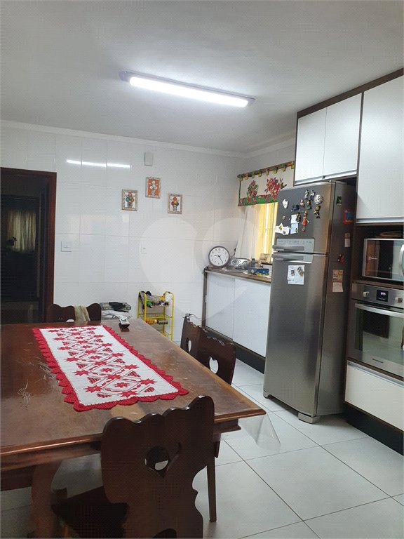 Sobrado à venda com 3 quartos, sendo 1 suíte, em Tremembé, São Paulo, SP