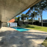 Sobrado para alugar com 5 quartos, sendo 4 suítes, em Jardim Everest, São Paulo, SP
