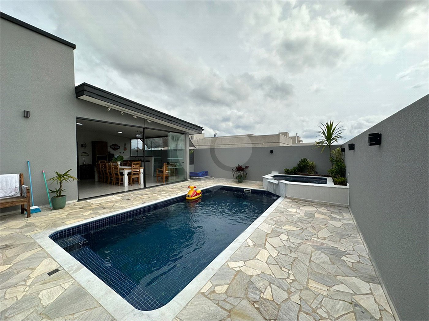 Casa à venda com 3 suítes em Loteamento Residencial Spazio Verde Ii, Itapetininga, SP