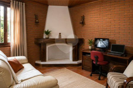 Casa à venda com 3 quartos, sendo 1 suíte, em Guarapiranga, São Paulo, SP