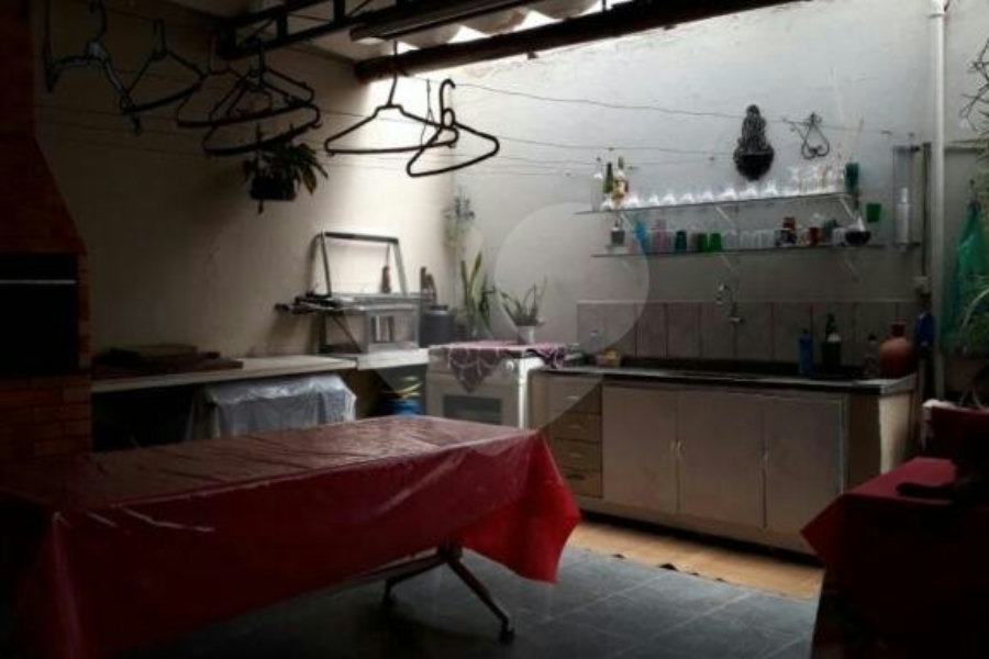 Sobrado à venda com 3 quartos, sendo 1 suíte, em Tremembé, São Paulo, SP