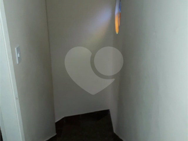 Sobrado à venda com 2 quartos em Horto, São Paulo, SP
