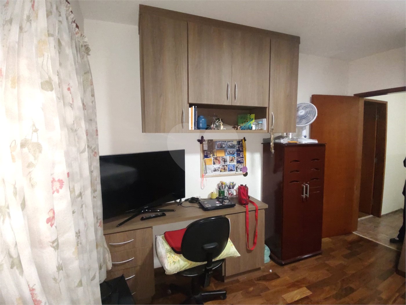 Casa à venda com 3 suítes no condomínio Morada das Hortênsias, São Paulo - SP