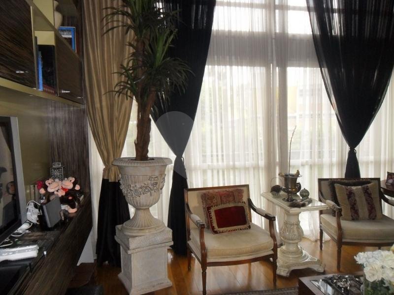 Apartamento à venda com 2 suítes em Vila Progredior, São Paulo, SP