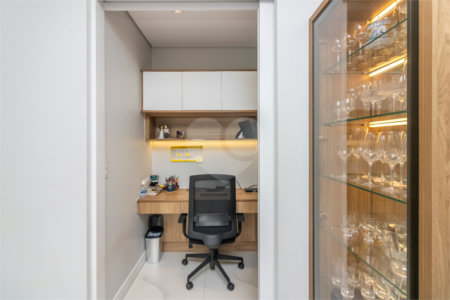 Apartamento à venda com 4 quartos, sendo 2 suítes, em Jardim Prudência, São Paulo, SP