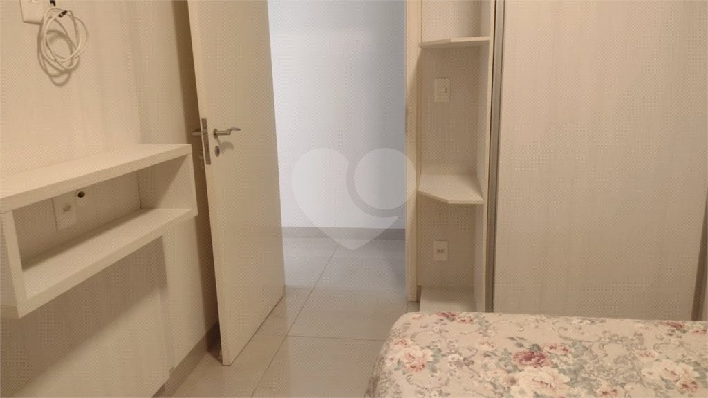 Casa à venda com 3 quartos, sendo 1 suíte, no condomínio Residencial Bouganville, Araraquara - SP