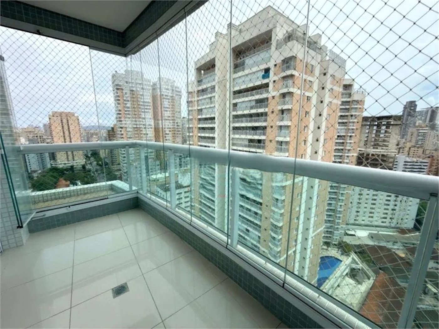 Apartamento com 4 dormitórios à venda, 179 m² por R$ 2.500.000,00 - Gonzaga - Santos/SP