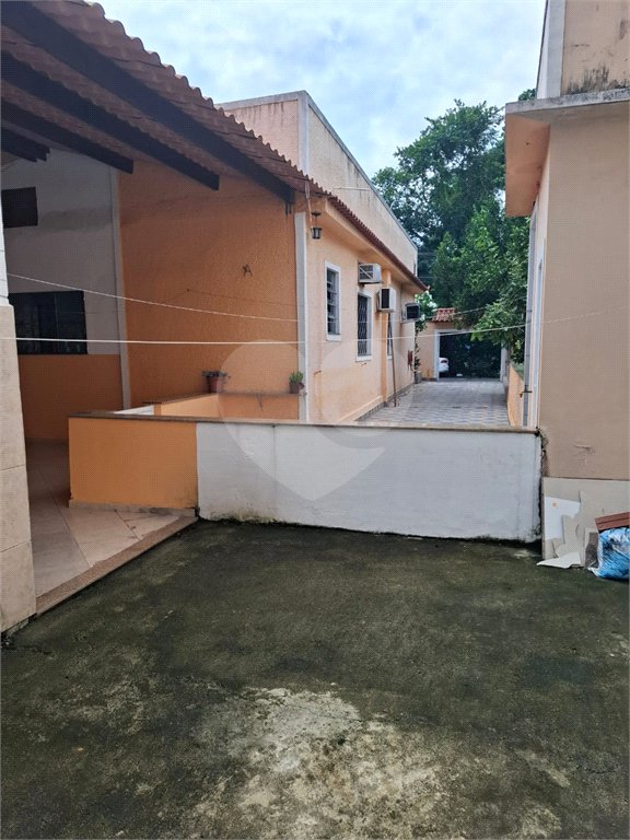 Casa Térrea à venda com 4 quartos, sendo 1 suíte, em Campo Grande, Rio de Janeiro, RJ